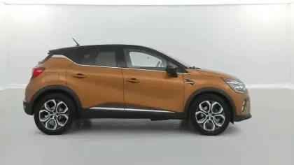 Photo 15 Renault Captur  TCe 140 - 21