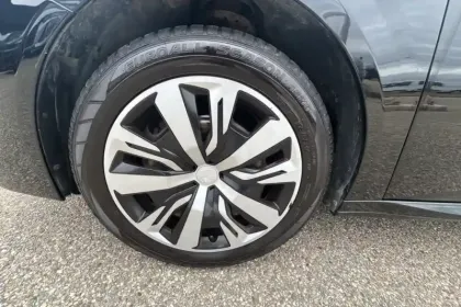 Photo 10 Peugeot 208  PureTech 100 S&S BVM6