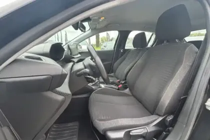 Photo 8 Peugeot 208  PureTech 100 S&S BVM6