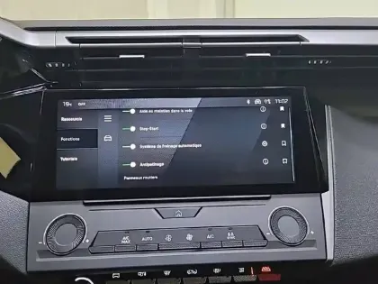 Photo 23 Peugeot 308  BlueHDi 130ch S&S EAT8