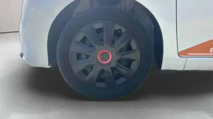 Photo 8 Toyota Aygo  1.0 VVT-i x-shift