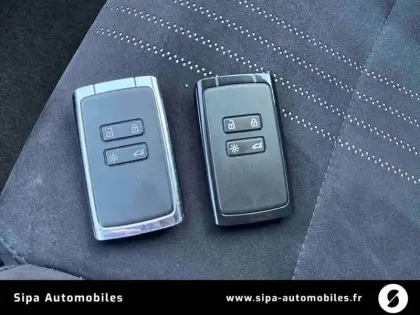 Photo 21 Renault Megane Mégane IV Estate dCi 165 Energy EDC