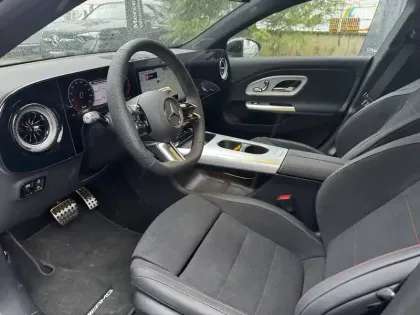 Photo 10 Mercedes CLA  220 8F-eDCT 4MATIC