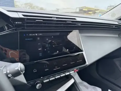 Photo 14 Peugeot 308  Hybrid 145 e-DCS6