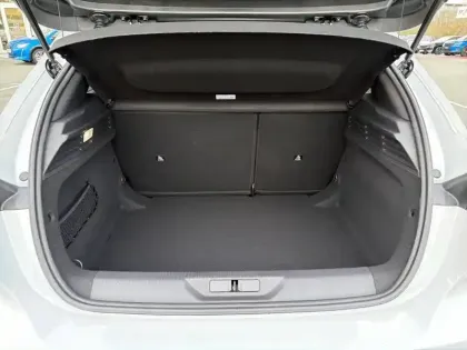 Photo 5 Peugeot 308  Hybrid 145 e-DCS6