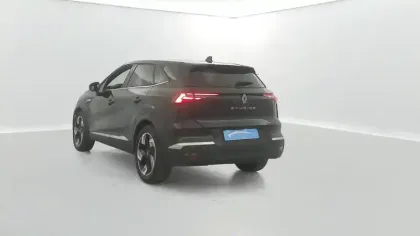 Photo 11 Renault Symbioz  E-Tech full hybrid 145