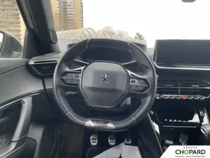 Photo 11 Peugeot 2008  PureTech 130 GT