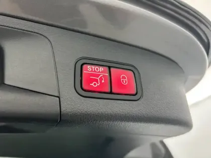 Photo 42 Mercedes GLA  200 7G-DCT