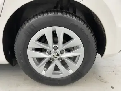 Photo 15 Skoda Fabia  1.0 TSI 95 ch BVM5