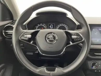 Photo 22 Skoda Fabia  1.0 TSI 95 ch BVM5