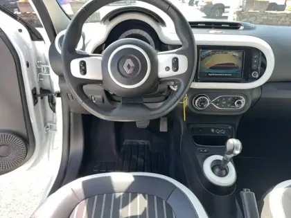 Photo 26 Renault Twingo  III Achat Intégral - 21
