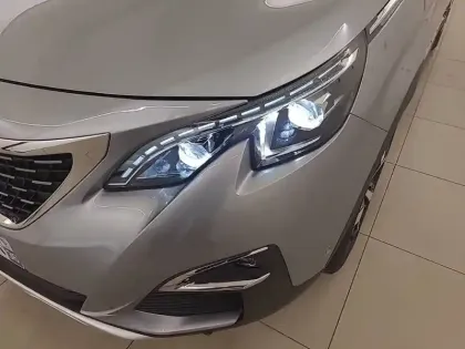 Photo 15 Peugeot 3008  BlueHDi 130ch S&S EAT8