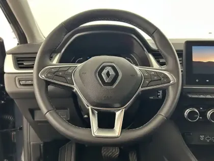 Photo 23 Renault Captur  E-Tech full hybrid 145