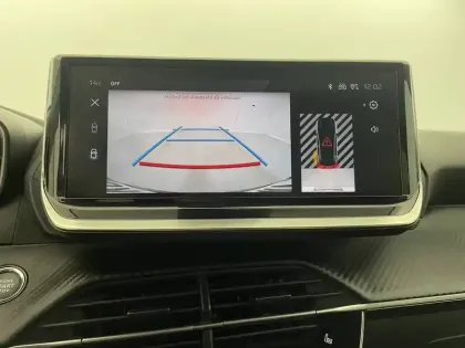 Photo 25 Peugeot 208  Hybrid 100 e-DCS6