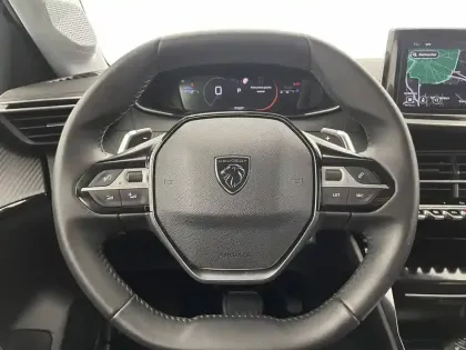 Photo 22 Peugeot 208  Hybrid 100 e-DCS6