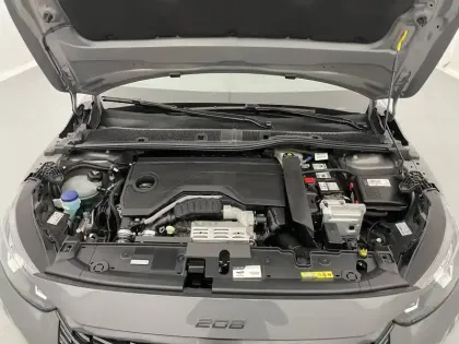 Photo 20 Peugeot 208  Hybrid 100 e-DCS6