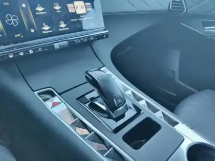 Photo 13 DS DS 7  BlueHDi 130 EAT8