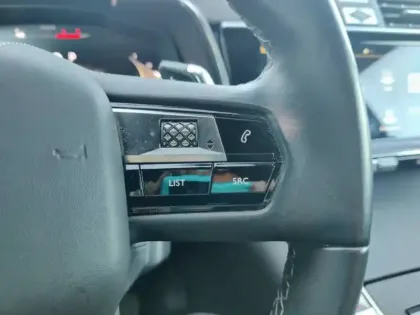 Photo 17 DS DS 7  BlueHDi 130 EAT8