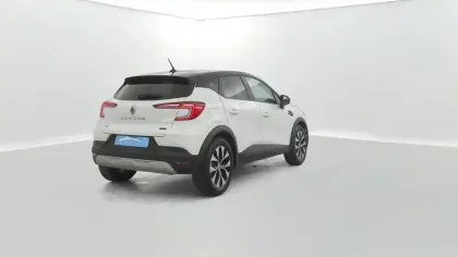 Photo 13 Renault Captur  E-Tech full hybrid 145