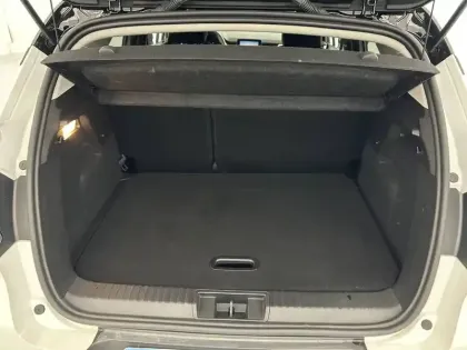 Photo 26 Renault Captur  E-Tech full hybrid 145