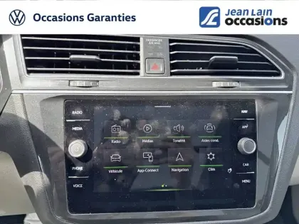 Photo 16 Volkswagen Tiguan  2.0 TDI 150ch DSG7