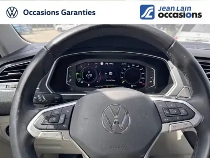 Photo 18 Volkswagen Tiguan  2.0 TDI 150ch DSG7