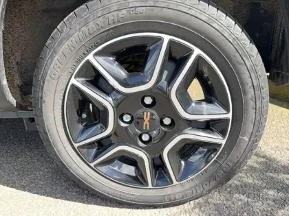 Photo 22 Dacia Spring 