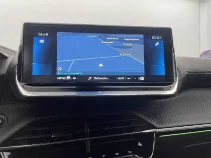 Photo 19 Peugeot 2008  PureTech 130 S&S EAT8