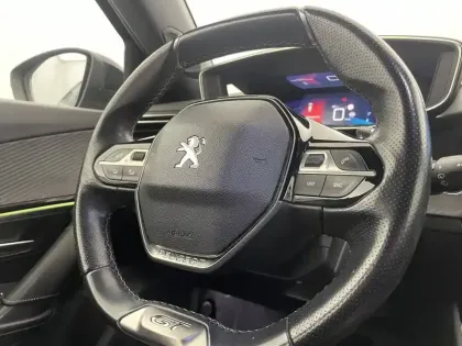 Photo 28 Peugeot 2008  PureTech 130 S&S EAT8