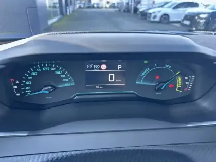 Photo 9 Peugeot 2008  Hybrid 145 e-DCS6