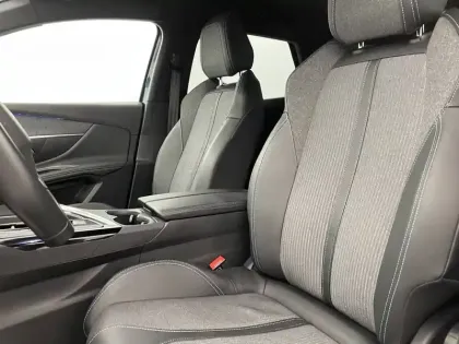 Photo 13 Peugeot 3008  BlueHDi 130ch S&S EAT8