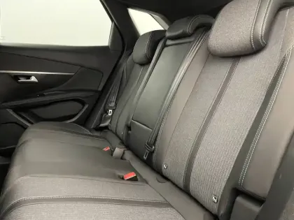 Photo 14 Peugeot 3008  BlueHDi 130ch S&S EAT8