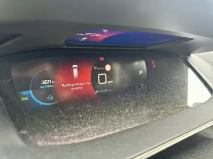 Photo 9 Peugeot 2008  PureTech 130 S&S EAT8