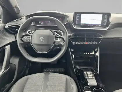Photo 29 Peugeot 2008  PureTech 130 S&S EAT8