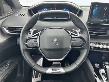 Photo 8 Peugeot 3008  Hybrid4 300 e-EAT8