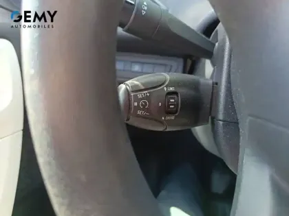 Photo 17 Peugeot 208  PureTech 68ch BVM5