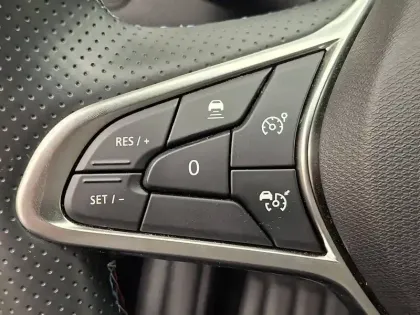 Photo 33 Renault Clio  TCe 90