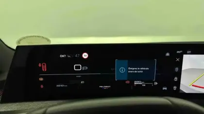 Photo 54 Peugeot 3008  Hybrid 136 e-DCS6