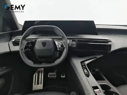 Photo 7 Peugeot 5008  Hybrid 136 e-DCS6