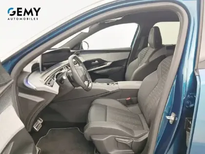 Photo 8 Peugeot 5008  Hybrid 136 e-DCS6