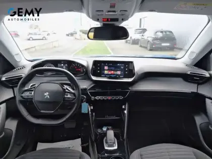 Photo 7 Peugeot 2008  PureTech 130 S&S EAT8