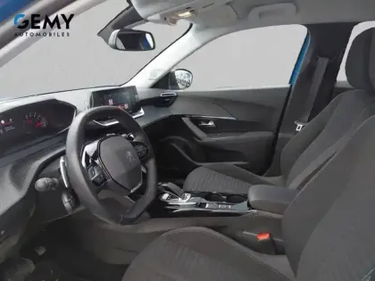 Photo 8 Peugeot 2008  PureTech 130 S&S EAT8