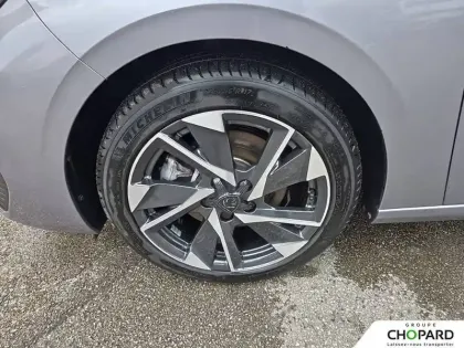 Photo 24 Peugeot 308  BlueHDi 130ch S&S EAT8