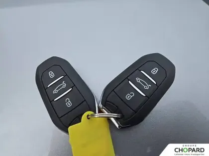 Photo 20 Peugeot 308  BlueHDi 130ch S&S EAT8