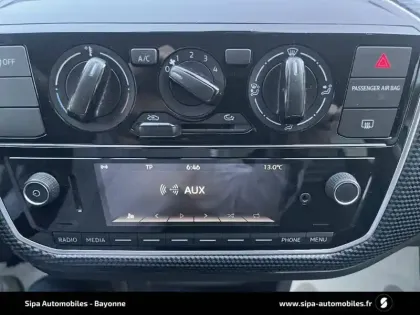 Photo 16 Volkswagen Up  1.0 60 BlueMotion Technology BVM5