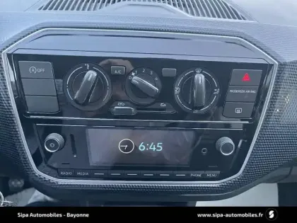 Photo 15 Volkswagen Up  1.0 60 BlueMotion Technology BVM5