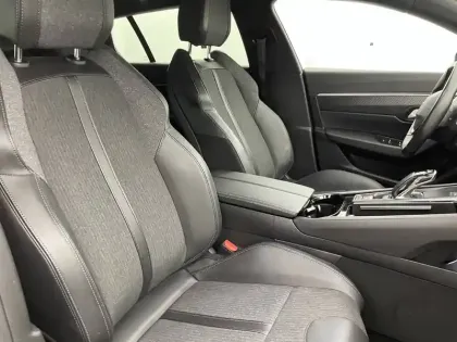 Photo 8 Peugeot 508  SW PureTech 130 ch S&S EAT8