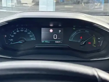 Photo 9 Peugeot 208  Electrique 50 kWh 136ch