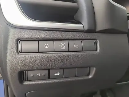Photo 75 Nissan Qashqai  Mild Hybrid 140 ch