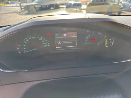 Photo 9 Peugeot 208  Hybrid 110 ch e-DCS6